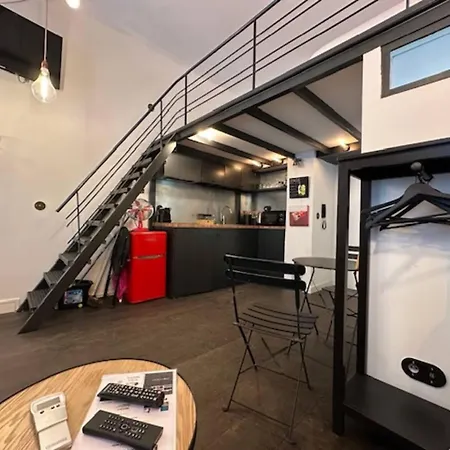 Center W Mezzanine 5min From Palace Lägenhet *