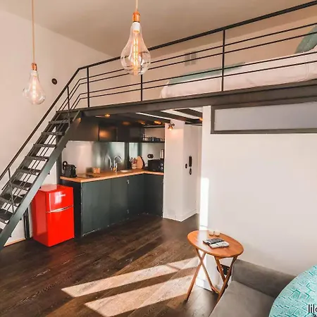 Апартаменты Center W Mezzanine 5min From Palace